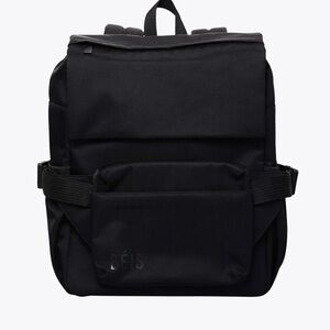 Beis - The ultimate diaper backpack